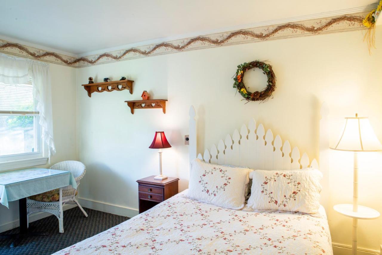 The Chimney Rock Inn & Cottages Bagian luar foto