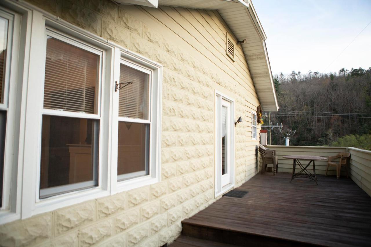 The Chimney Rock Inn & Cottages Bagian luar foto