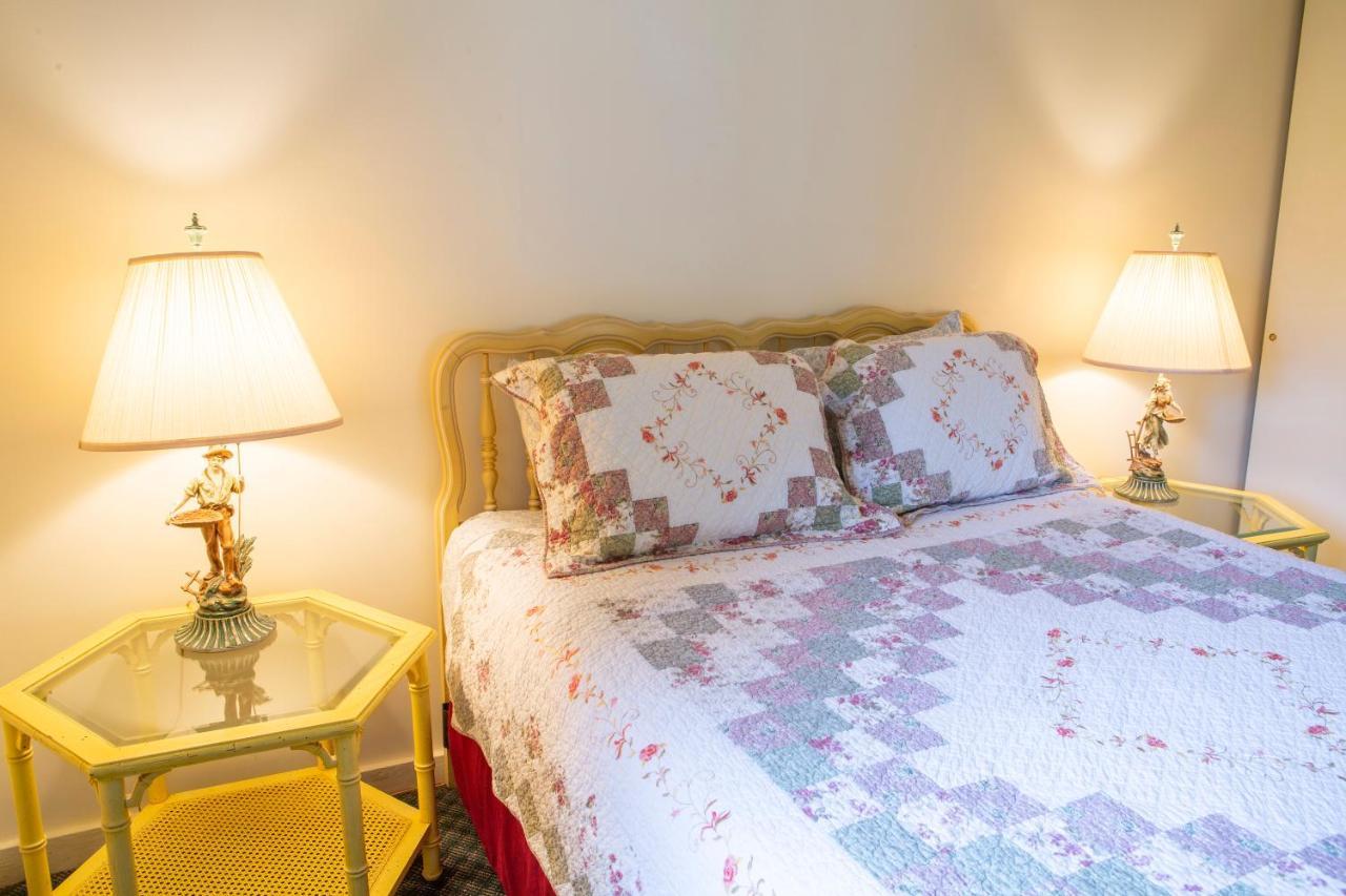The Chimney Rock Inn & Cottages Bagian luar foto