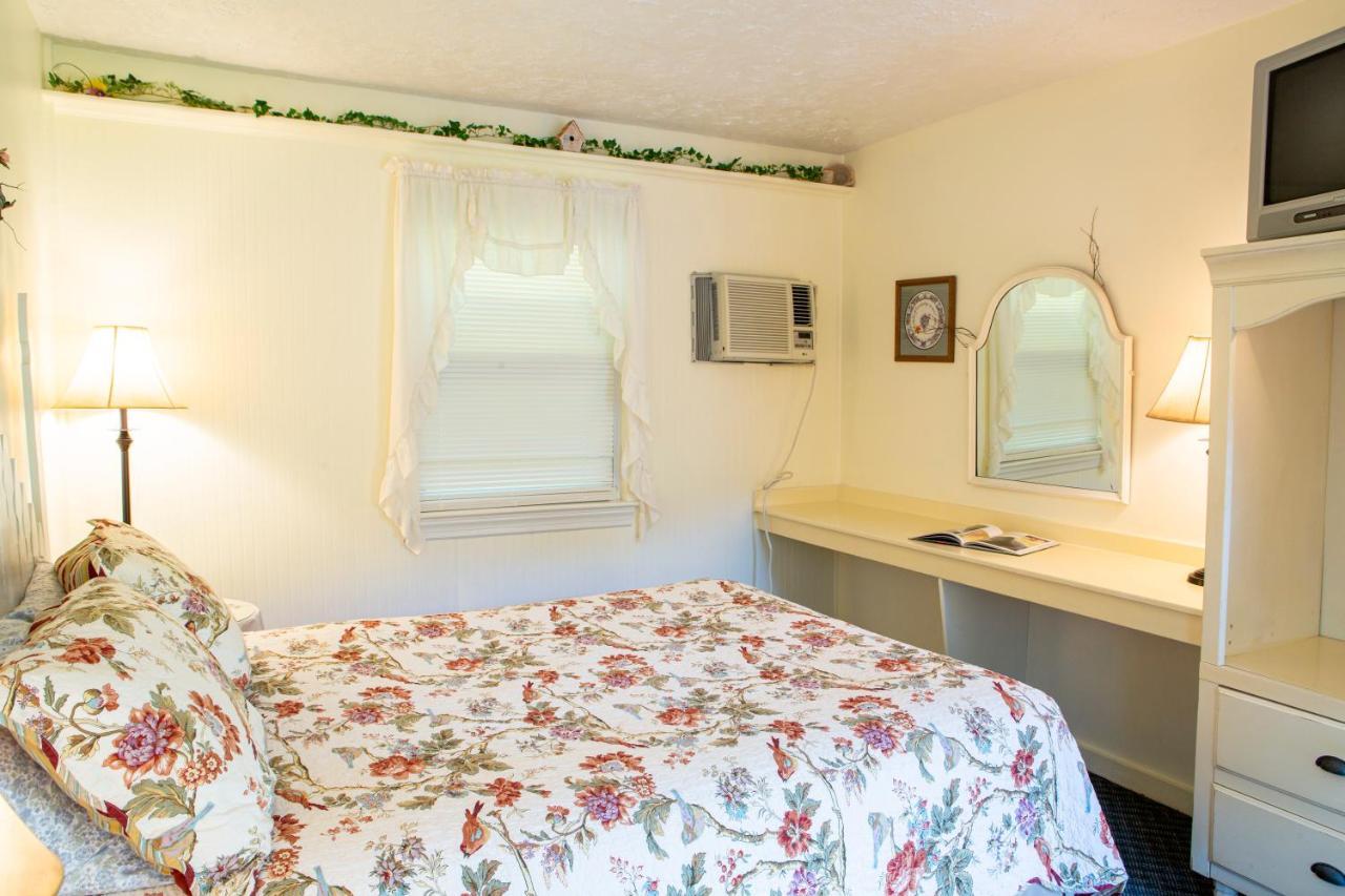 The Chimney Rock Inn & Cottages Bagian luar foto